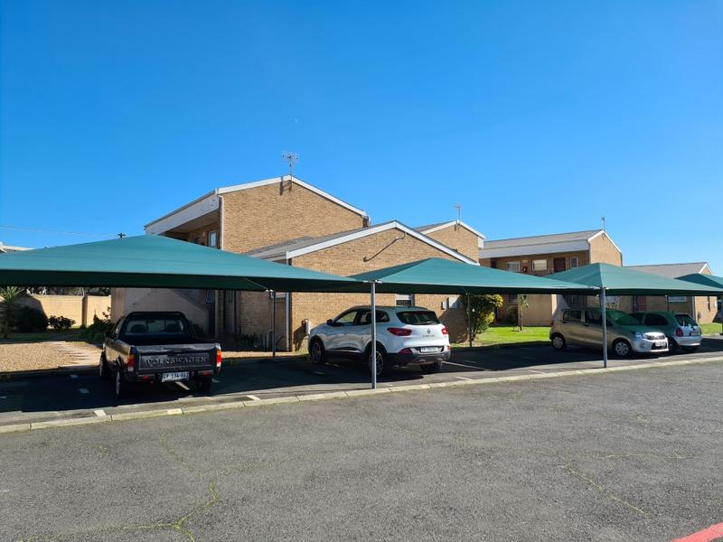 1 Bedroom Property for Sale in Oakglen Western Cape